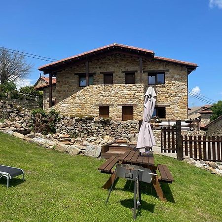 Apartamentos Los Tojos Colsa Exteriér fotografie