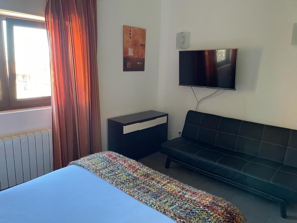 Apartamentos Los Tojos Colsa Exteriér fotografie