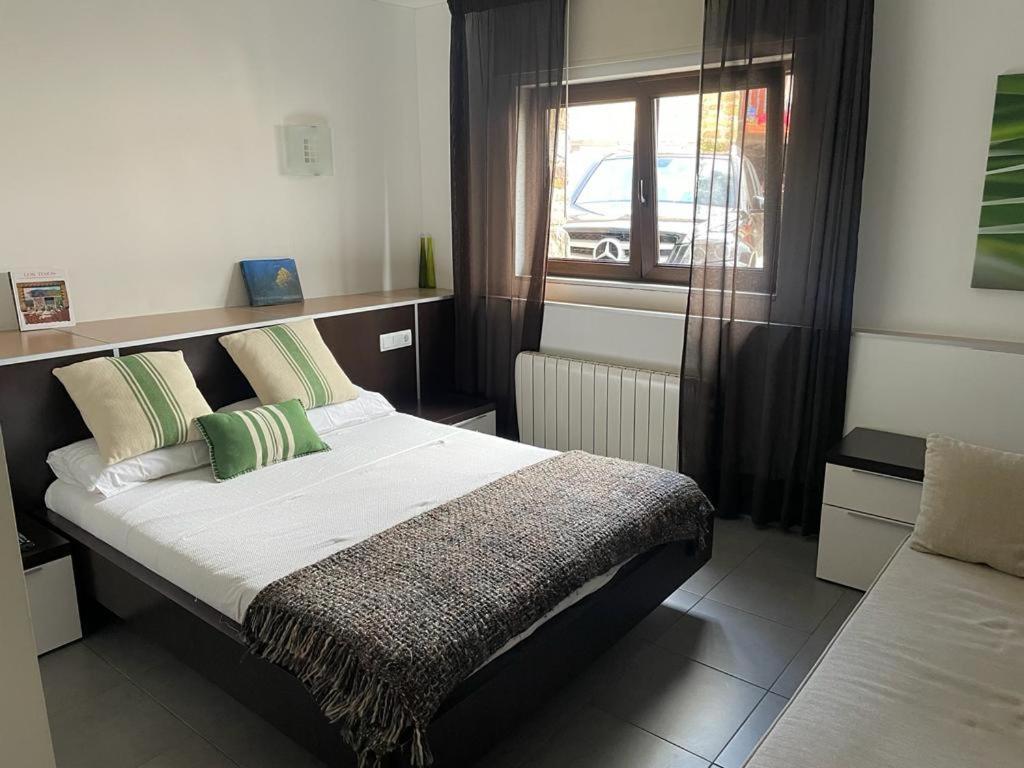 Apartamentos Los Tojos Colsa Exteriér fotografie